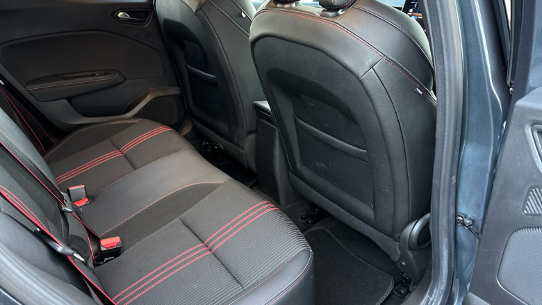 Renault Clio 1.0 TCe 90 RS Line 5dr Petrol Hatchback